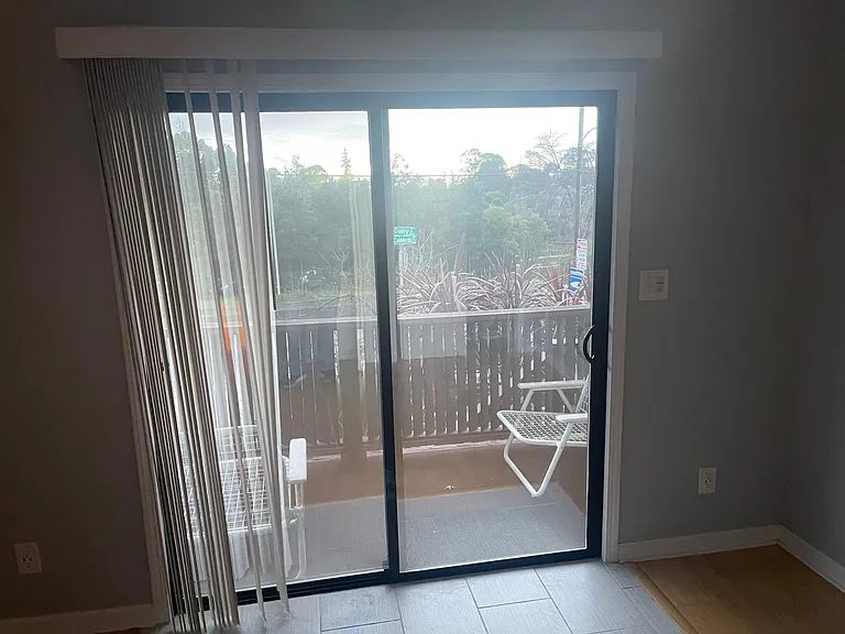 Daisy St — Photo 18