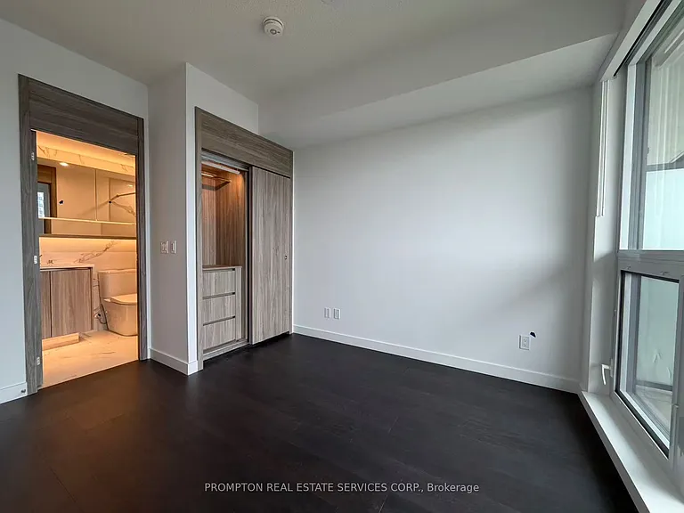 18 Esther Shiner Blvd #2201 — Photo 11