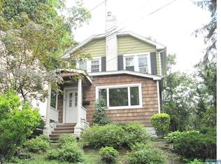 664 Greeley Ave, Fairview, NJ 07022