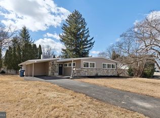 20 Graystone Rd, Ambler, PA 19002