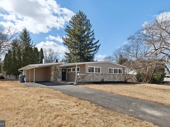 20 Graystone Rd, Ambler, PA 19002