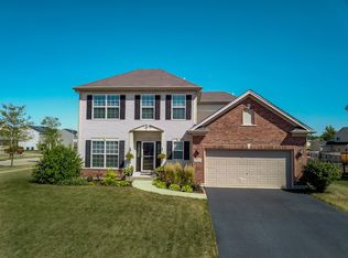 3292 Lauren Dr, Yorkville, IL