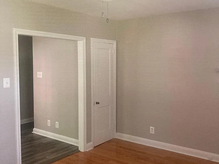 200 Elmwood Ave #1 — Photo 9
