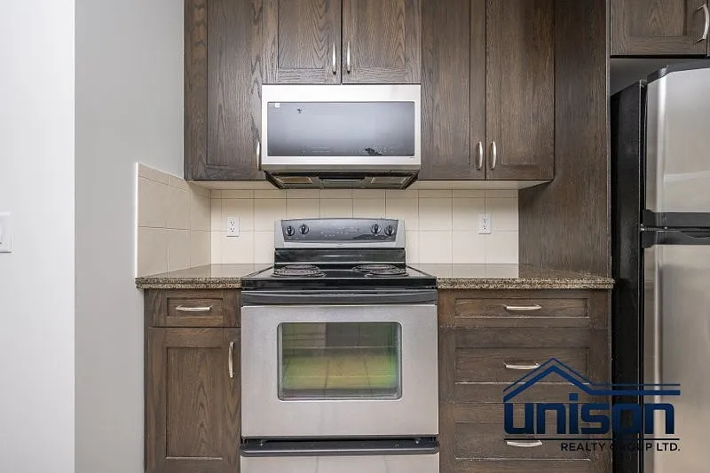 1 bed, 800 sqft, $2,000 — Photo 4