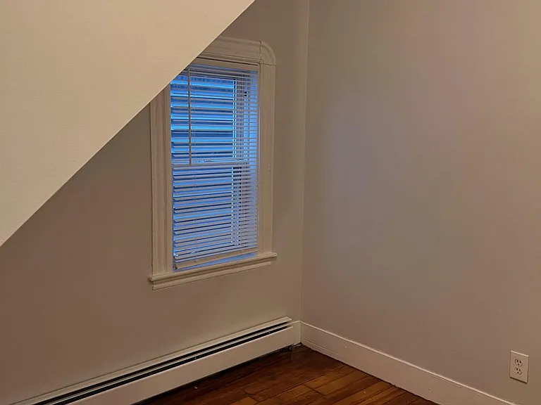 9 Carson St #1 — Photo 10