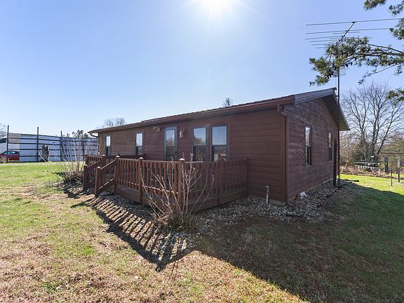 3rd image of 11696 E Short Rd