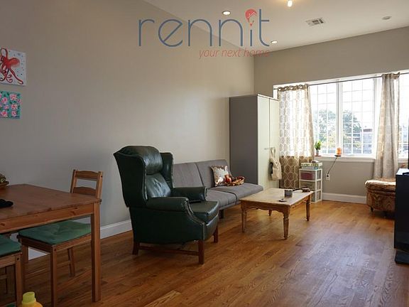 4th image of 111 Vernon Ave APT 3