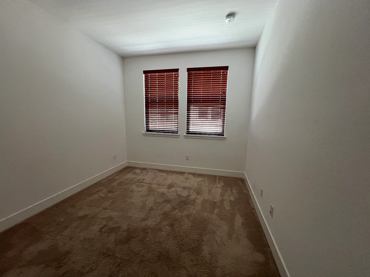 4 bed, 1770 sqft, $4,500 — Photo 4