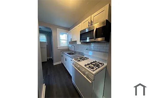 3908 Ridgewood Ave Photo 1