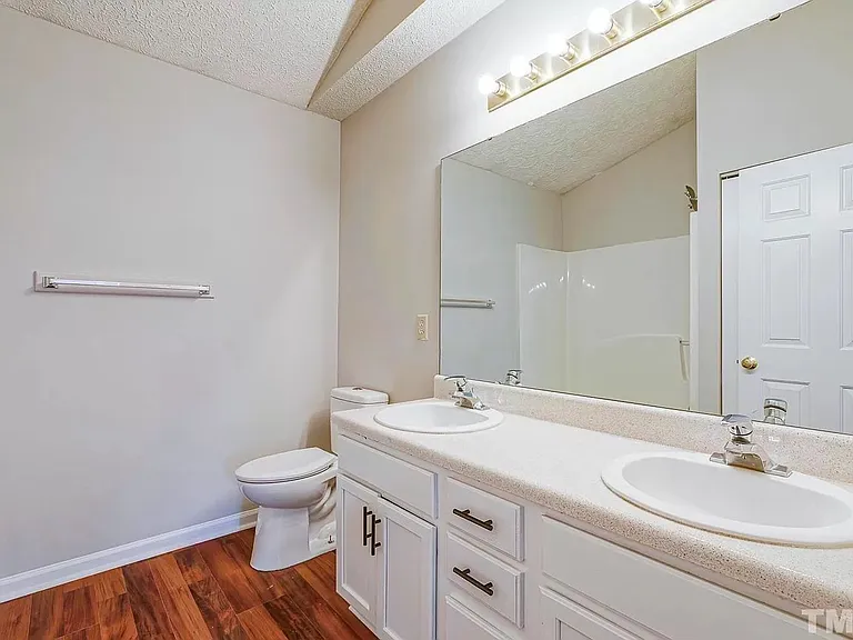 3615 Sana Ct — Photo 38