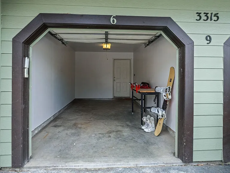 3377 Sunburst Ct #ID1564301P — Photo 22