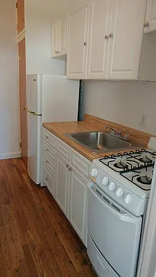 Rented by Keller Williams NYC | media 20