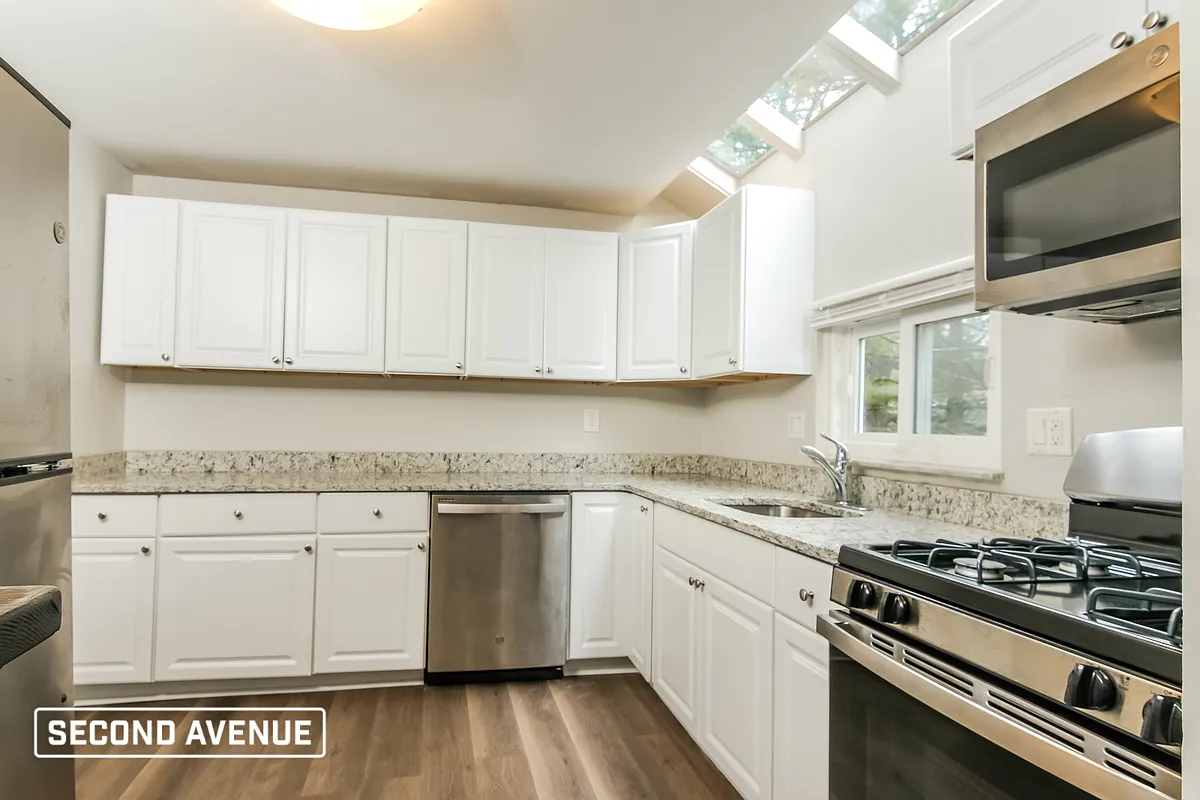 Building Photo - 3140 Camberly Dr