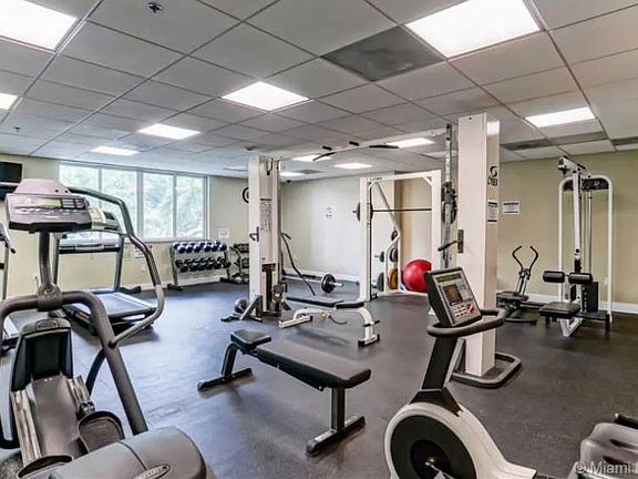 4th image of 1650 Coral Way #909