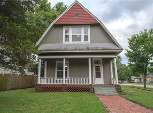 615 W 6th St, Coffeyville, KS 67337