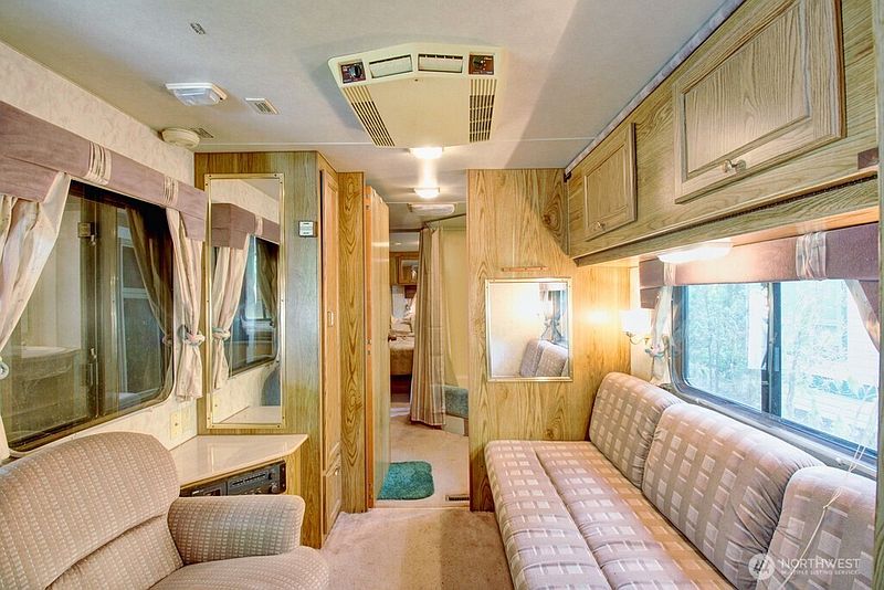 4th image of 149 1 Goldrush Road