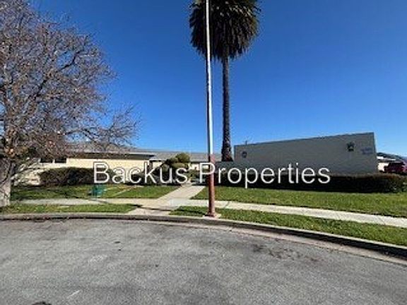 2nd image of 664 Carmelita Dr Unit 3