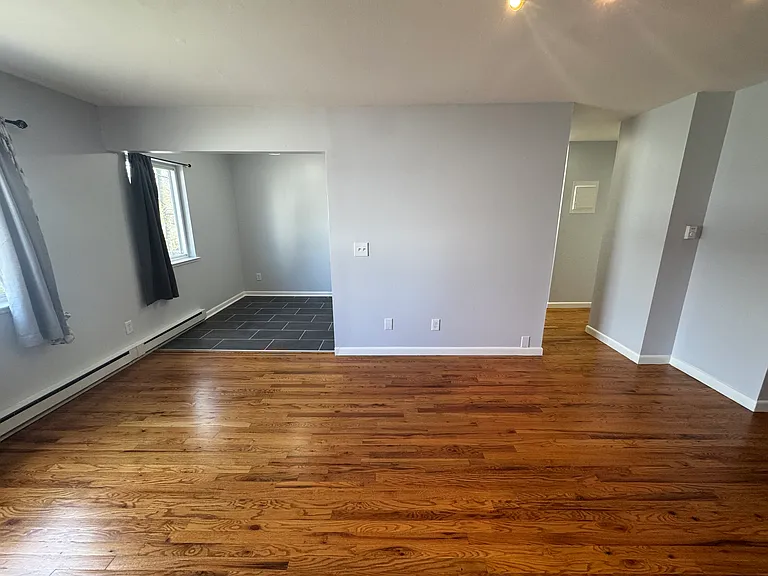 4 Glenwood Ave #B7 — Photo 3