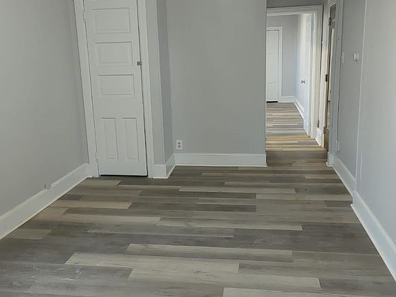 3rd image of 3908 W Girard Ave