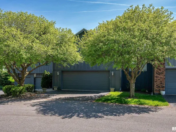 6401 Utica Ridge Rd Unit 13, Davenport, IA 52807