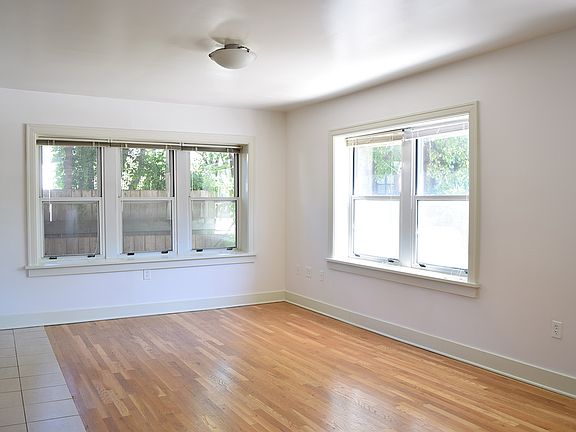 Dining/Living room