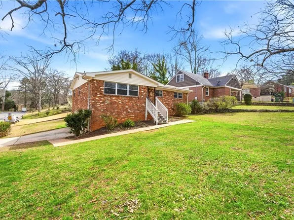 1520 Brewer Blvd SW, Atlanta, GA 30310