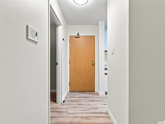 2nd image of UNIT 322-310 Stillwater DRIVE