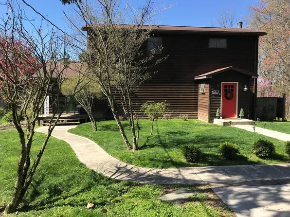 10210 Height Dr, Huntingdon, PA 16652