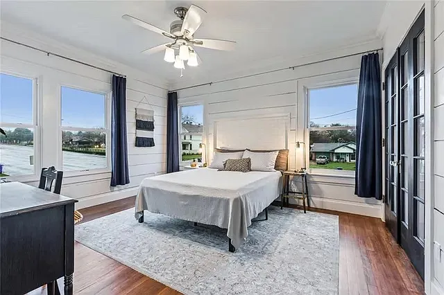 4 bed, 2100 sqft, $3,000 — Photo 2