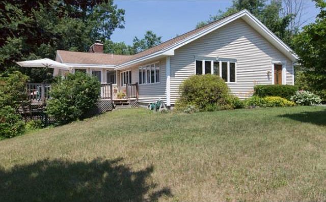 1st image of 3 Parker Dr