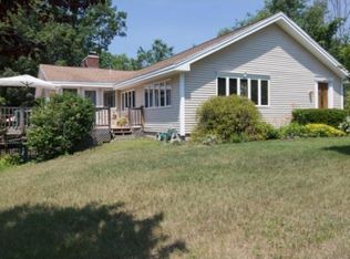 3 Parker Dr, Hudson, NH 03051