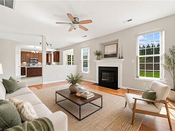 2nd image of 3174 Rock Pond Cir