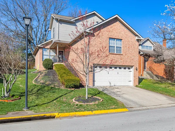 2248 Valencia Dr, Lexington, KY 40513