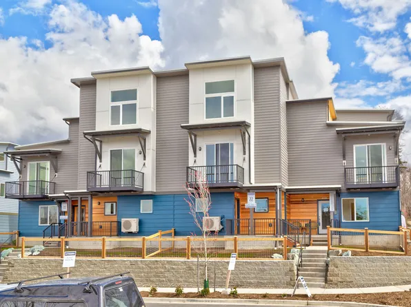 4228 Traverse Dr, Bellingham, WA 98226