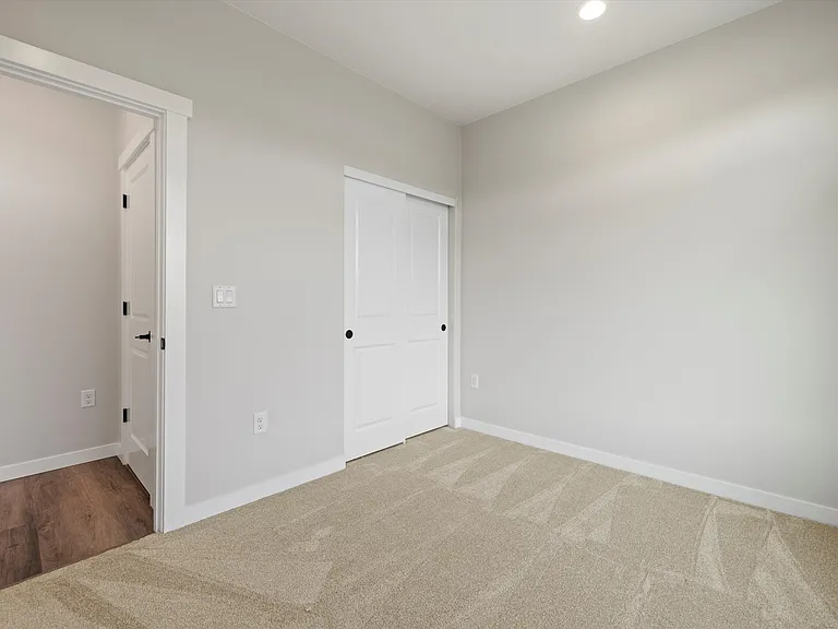 6258 W 33rd Ave — Photo 21