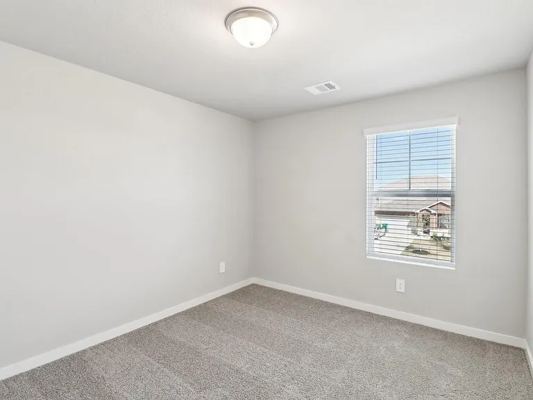 18075 Martin Pines Dr — Photo 28