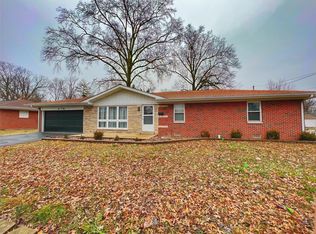 605 W Van Buren St, Millstadt, IL