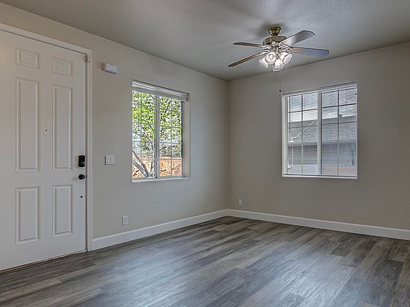 5th image of 1032 W Rim View Rd