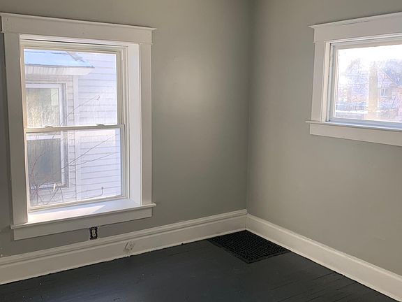 5th image of 522 Rentschler St