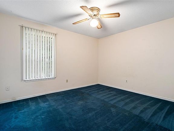 3rd image of 5415 Greenleaf Rd