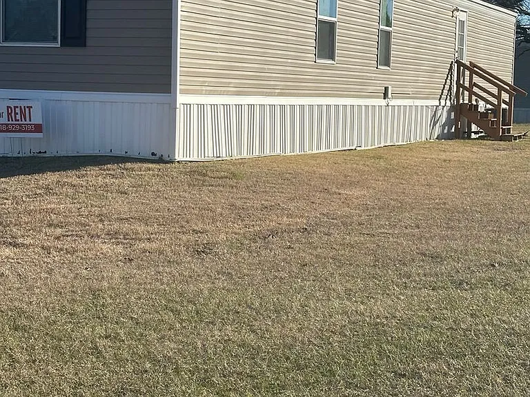 Hillside Mobile Home Park — Photo 1