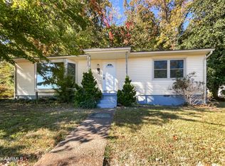 110 Albany Rd, Oak Ridge, TN 37830