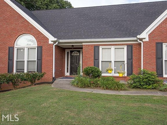2nd image of 2753 Ashton Hill Dr