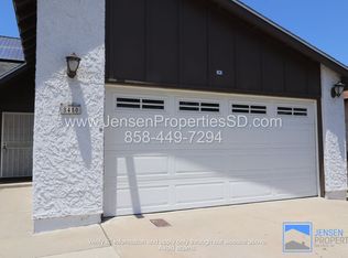 8450 Hydra Ln, San Diego, CA 92126