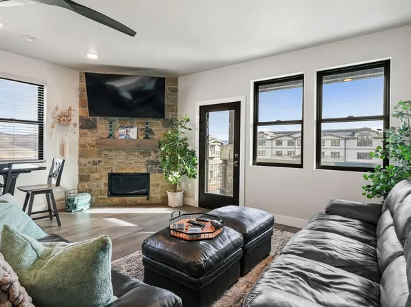 1145 W Helling Cir #203, Heber City, UT 84032