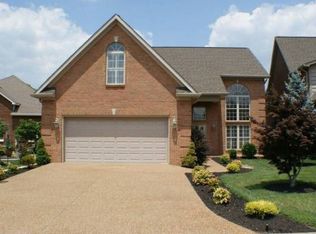277 Savannah Park Dr, Maryville, TN 37803