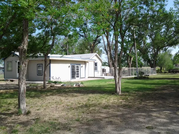 323 E 3rd Ave, South Hutchinson, KS 67505