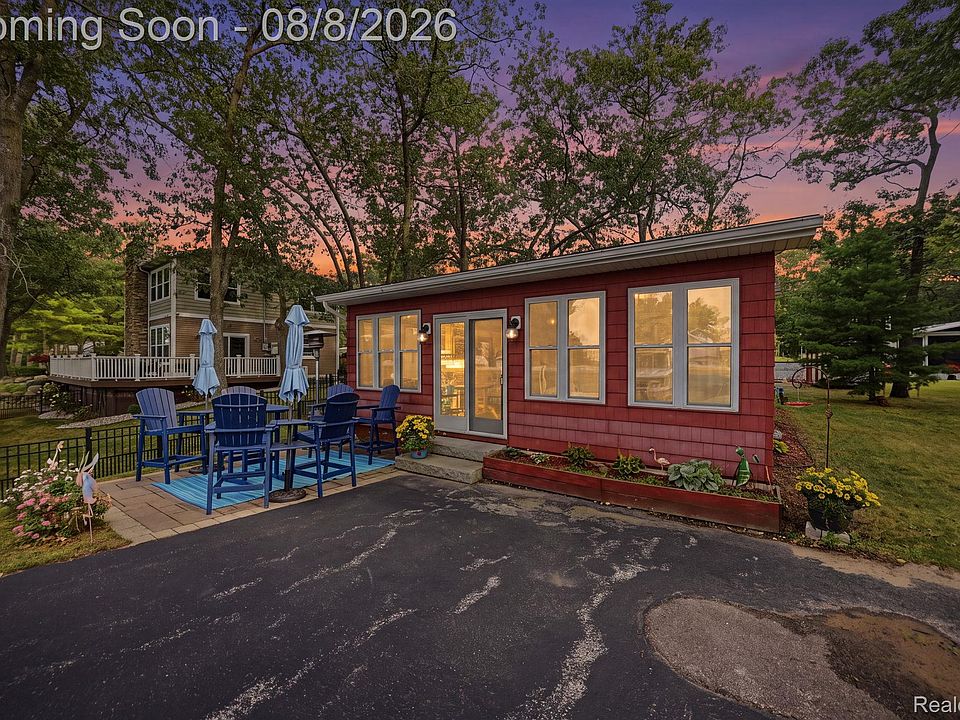 1st image of 4599 Port Austin Rd
