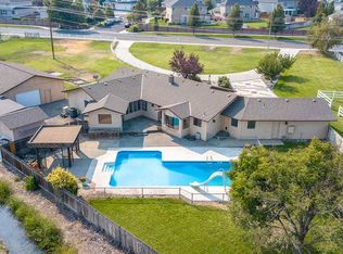4206 W 19th Ave, Kennewick, WA 99338