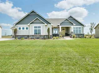2908 N Gulf Breeze Ct, Wichita, KS 67205